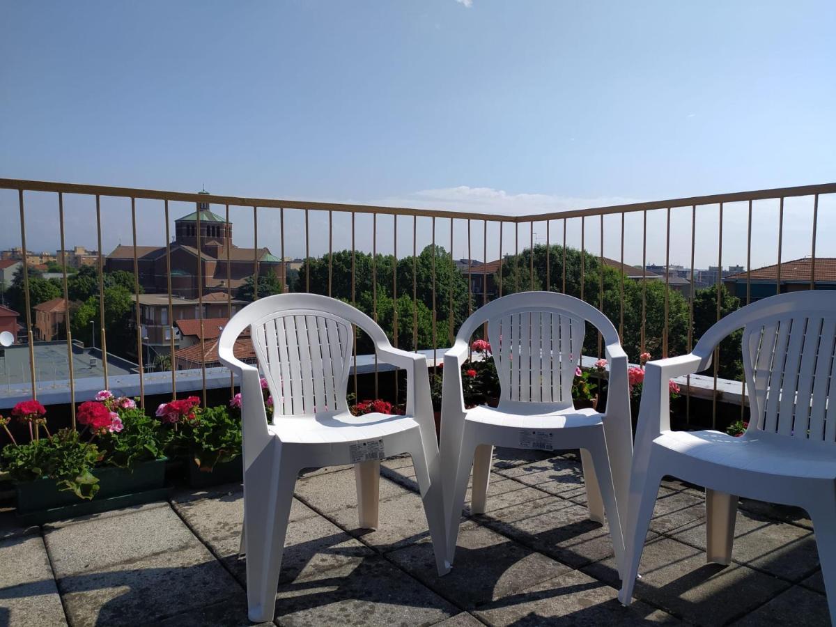 La Terrazza Su Monza Casa Vacanze Exteriör bild